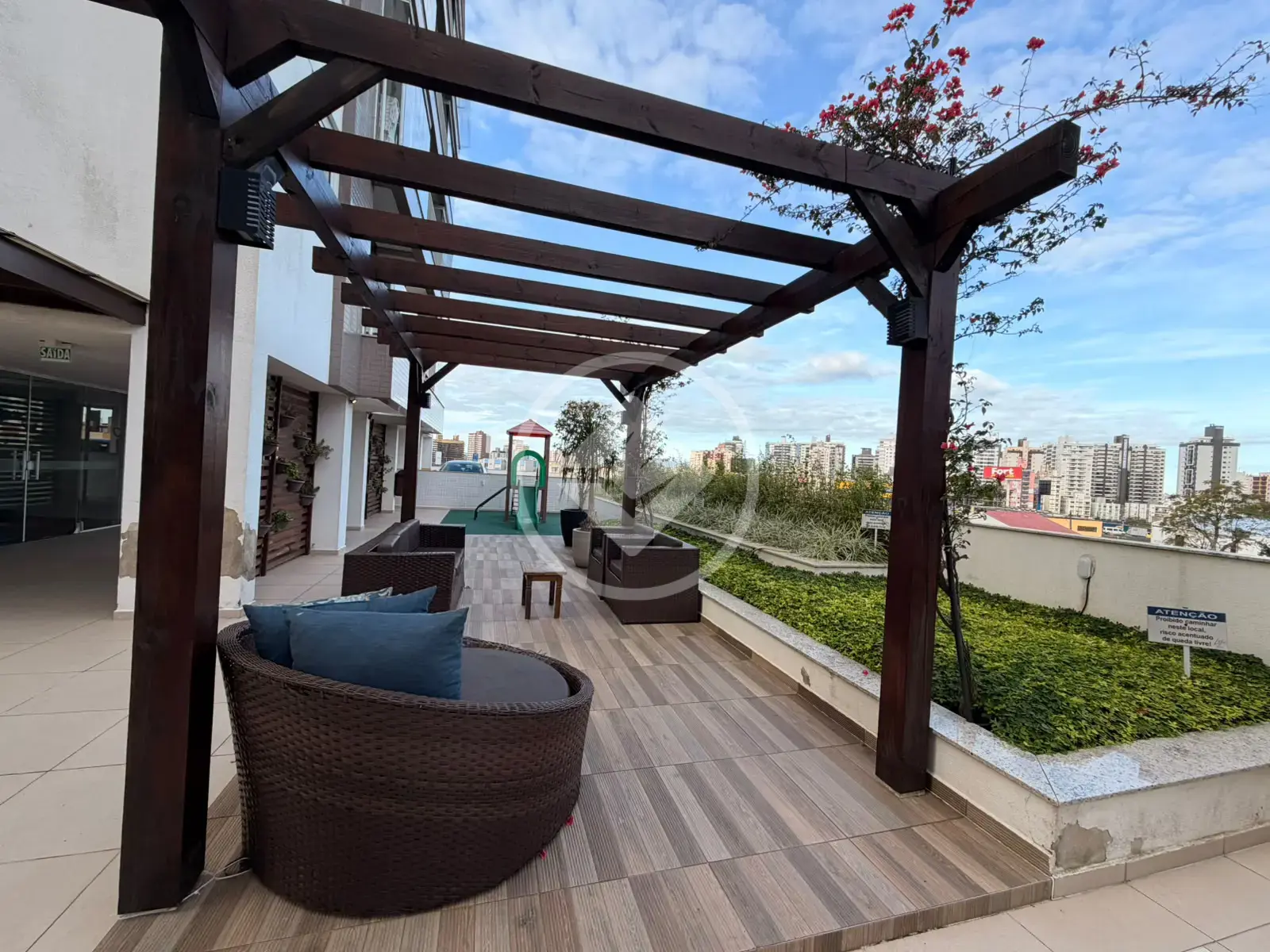 Imagem 2 - Apartamento em Roçado, São José - SC
