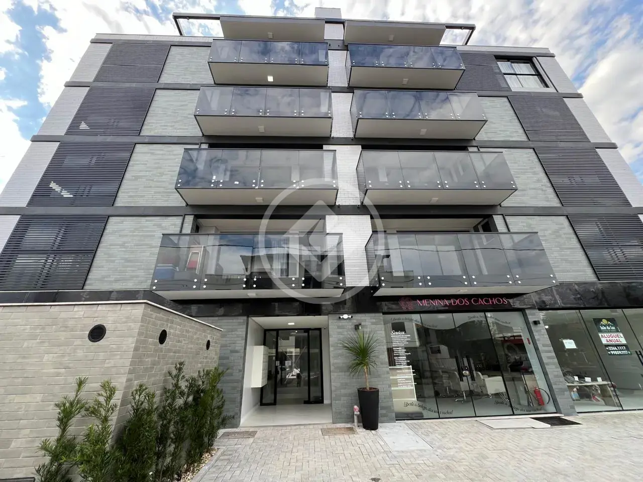 Imagem 1 - Apartamento Triplex em CANASVIEIRAS, Florianópolis - SC