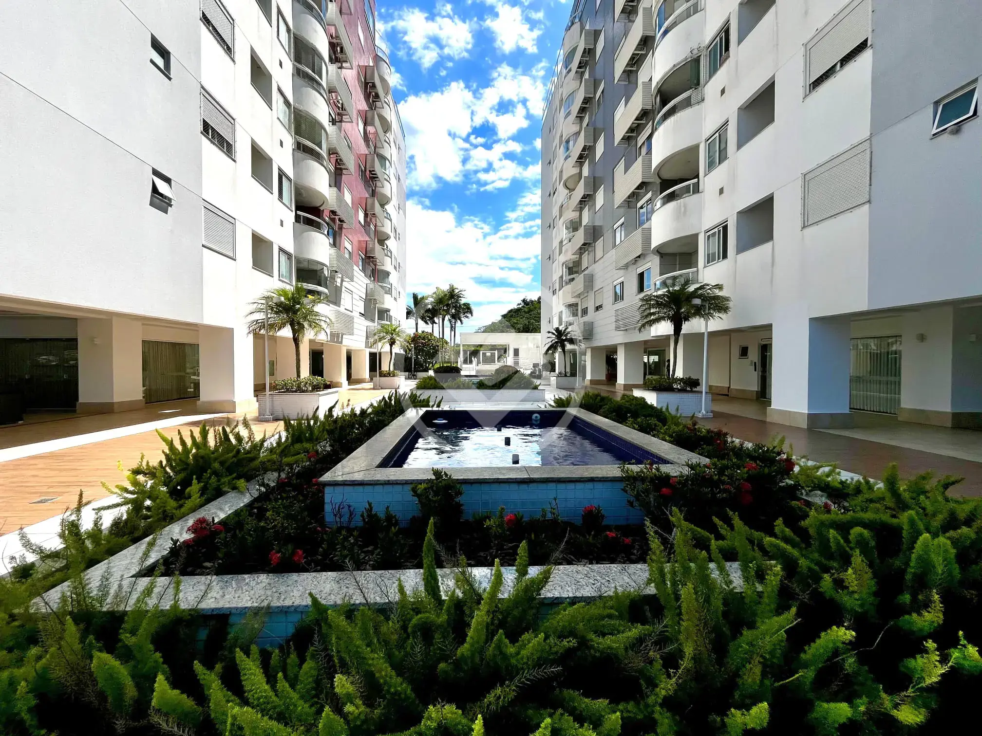 Imagem 1 - Apartamento em Pantanal, Florianópolis - SC