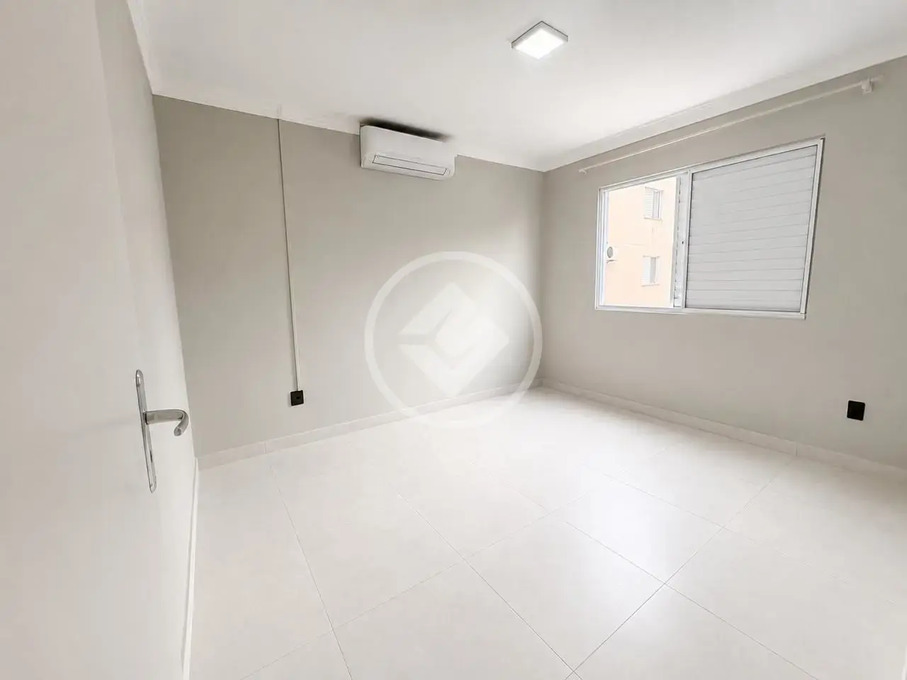 Imagem 4 - Apartamento em Serraria, São José - SC
