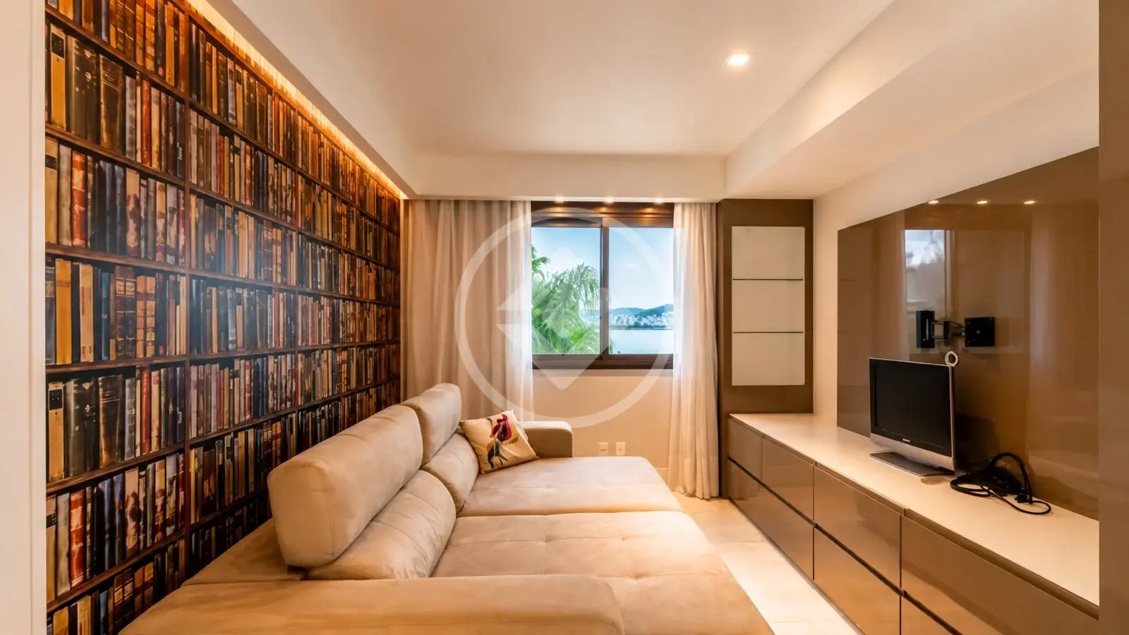 Imagem 2 - Apartamento em Coqueiros, Florianópolis - SC