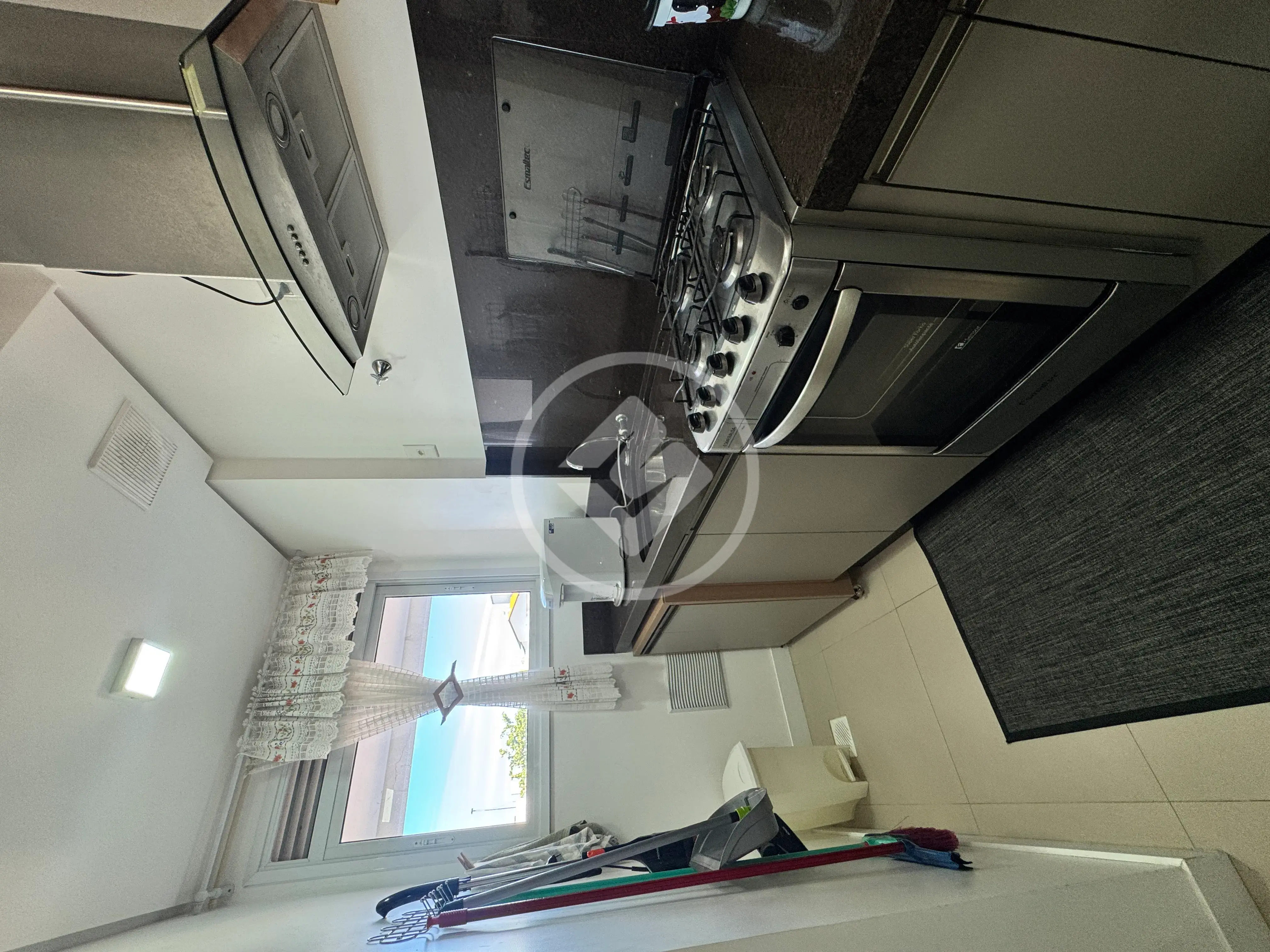 Image 2 - Apartamento em CANASVIEIRAS, Florianópolis - SC