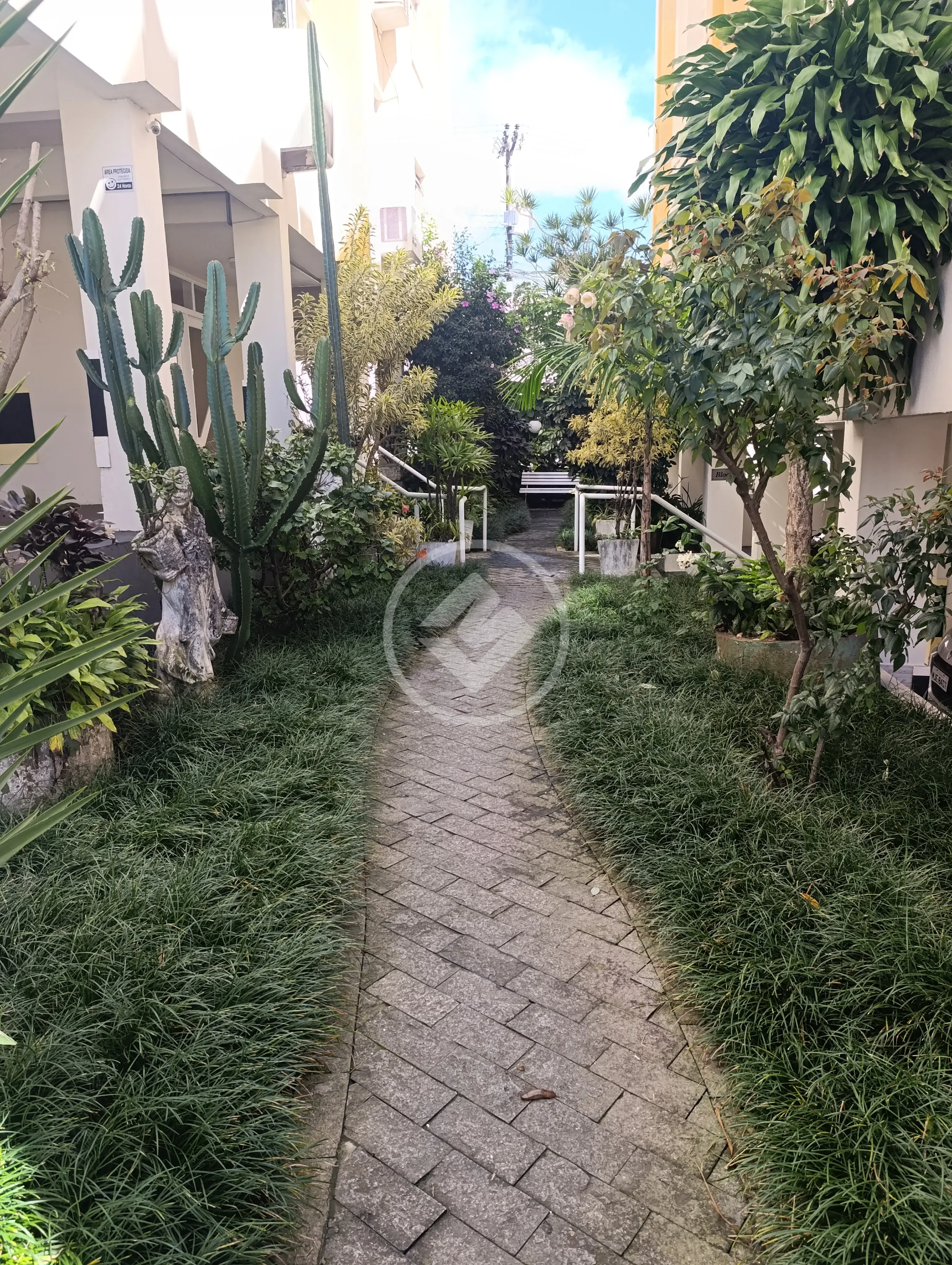 Image 2 - Apartamento em COQUEIROS, Florianópolis - SC