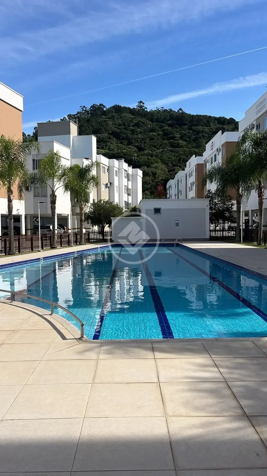Imagem 1 - Apartamento em CANASVIEIRAS, Florianópolis - SC