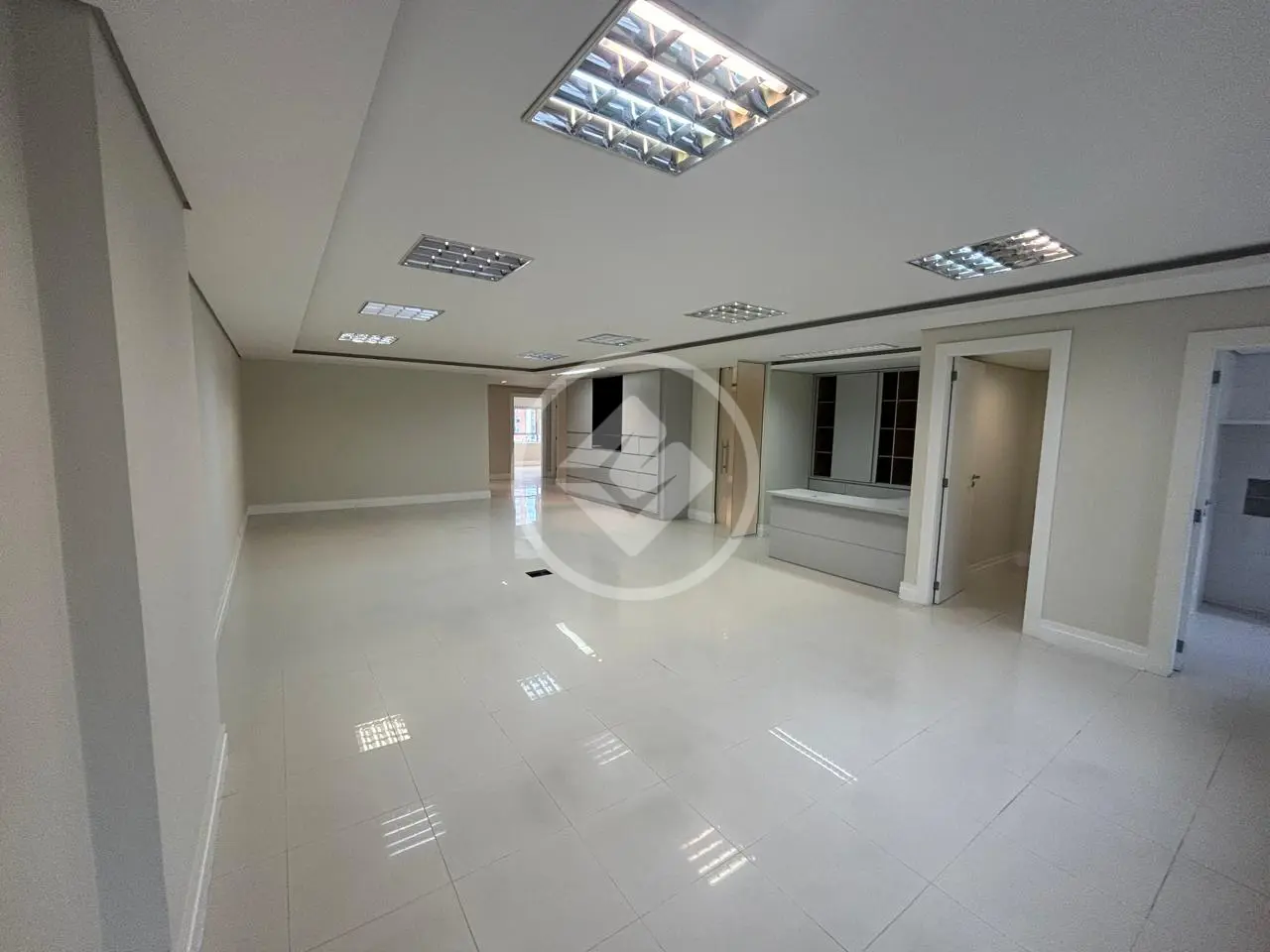 Imagem 2 - Sala Comercial em CENTRO, Florianópolis - SC