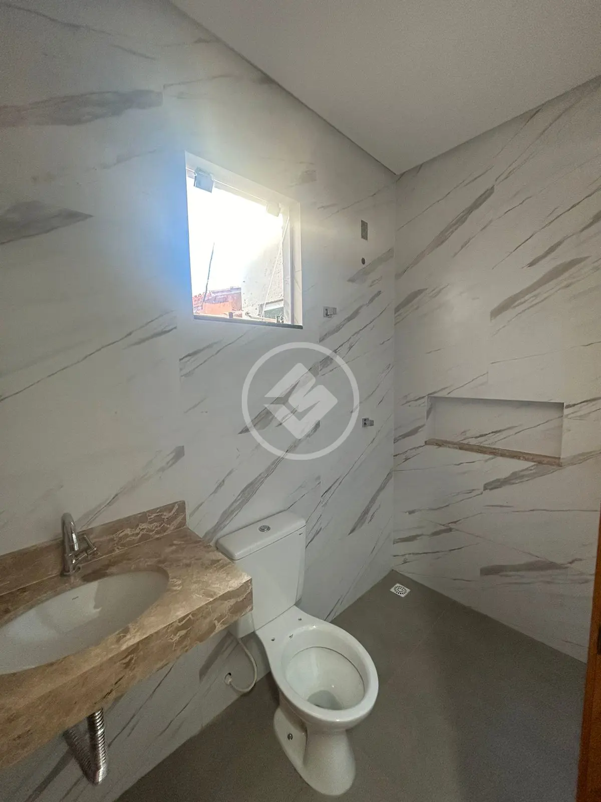 Imagem 2 - Casa em Residencial Canadá, Goiânia - GO