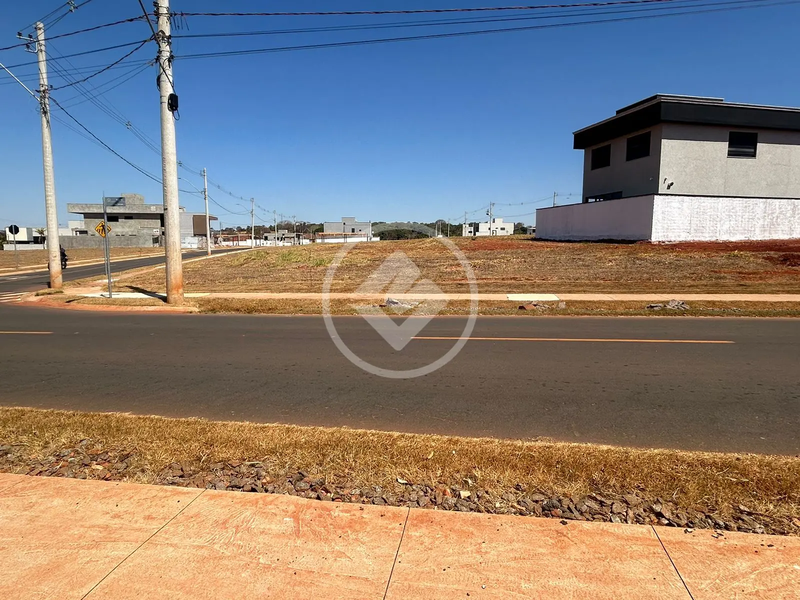 Imagem 2 - Terreno Condomínio em Rodovia dos Romeiros, Trindade - GO