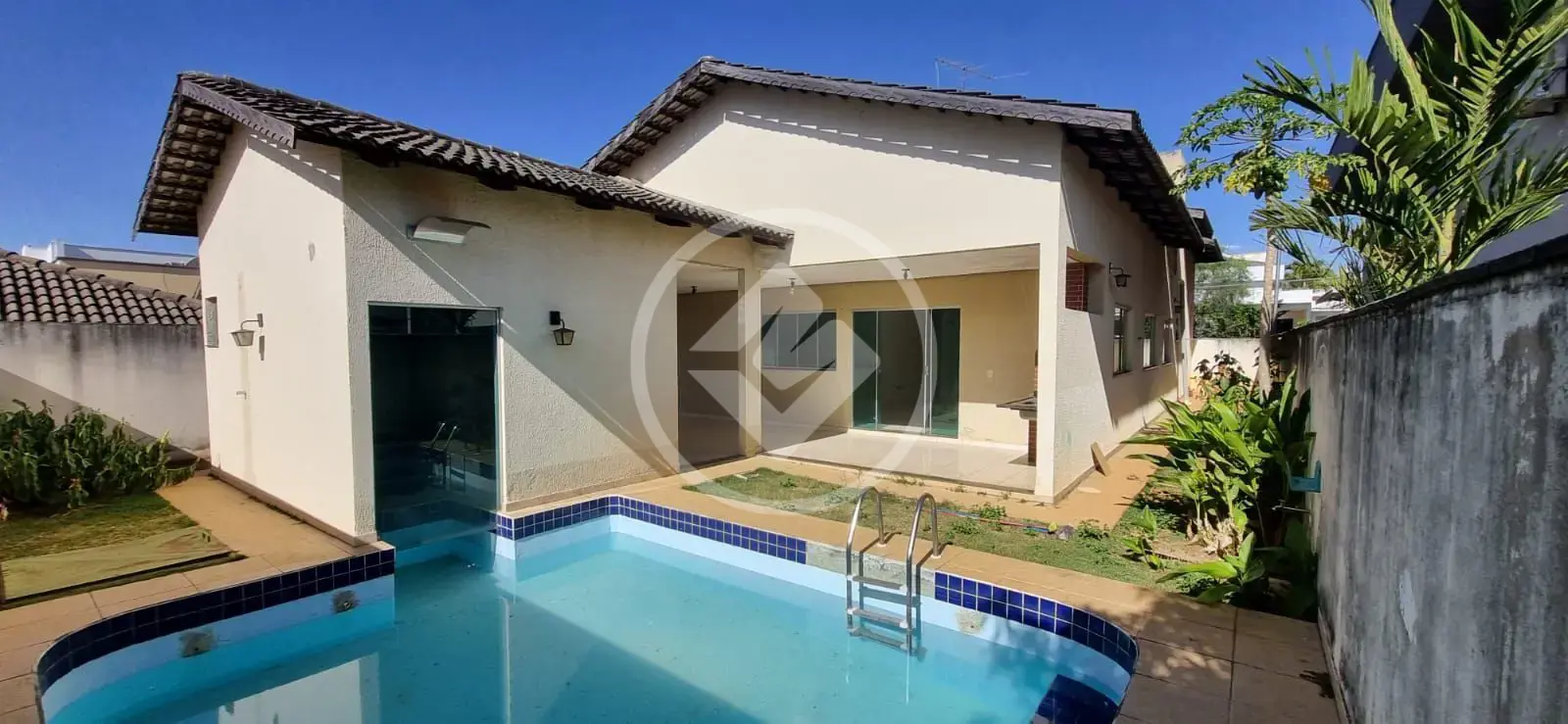 Image 2 - Casa Condomínio em Jardins Madri, Goiânia - GO
