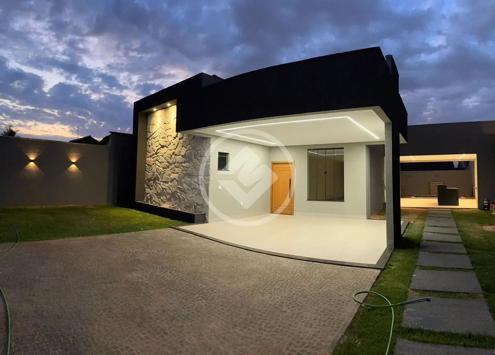 Imagem 2 - Casa em Jardim Ipiranga, Aparecida de Goiânia - GO