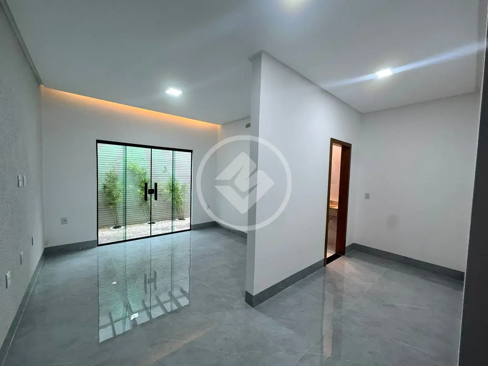 Imagem 2 - Casa em Jardim Colorado, Goiânia - GO