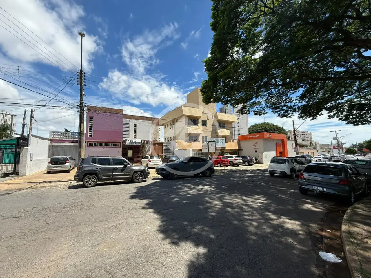Imagem 1 - Casa Comercial em Setor Aeroporto, Goiânia - GO