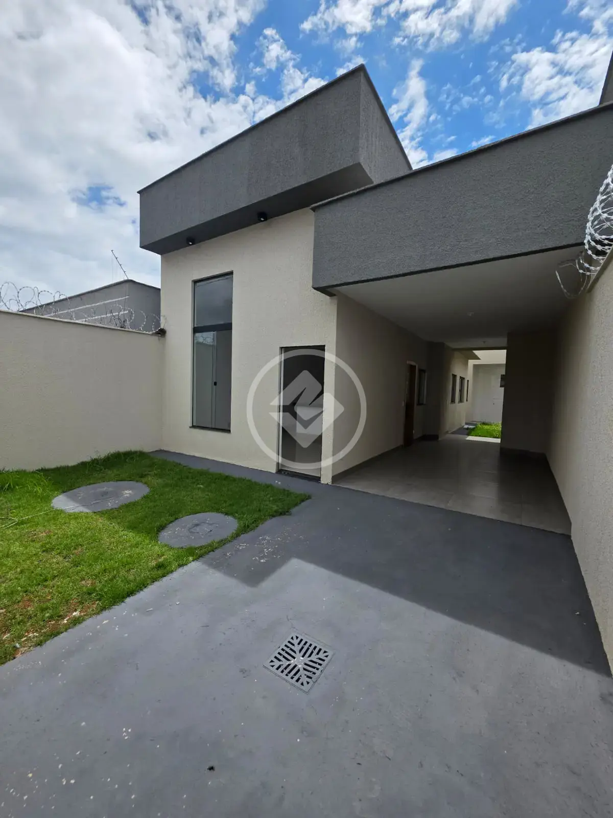 Imagem 1 - Casa em Setor Garavelo, Goiânia - GO