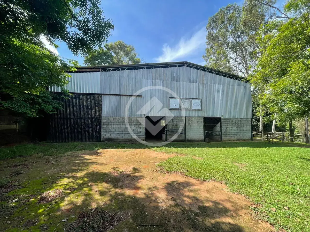 Image 2 - Chácara em Setor Garavelo, Aparecida de Goiânia - GO