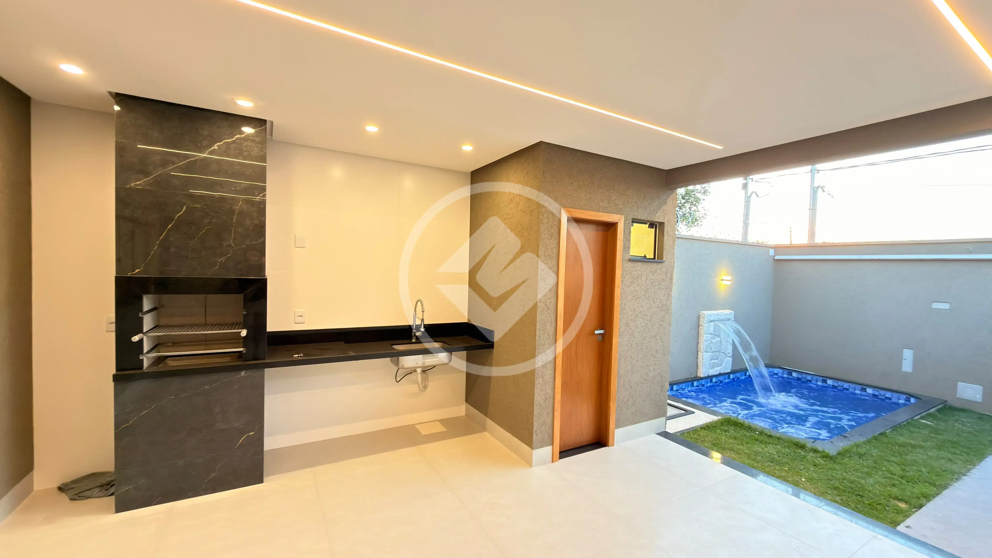 Image 2 - Casa em Setor Garavelo, Goiânia - GO