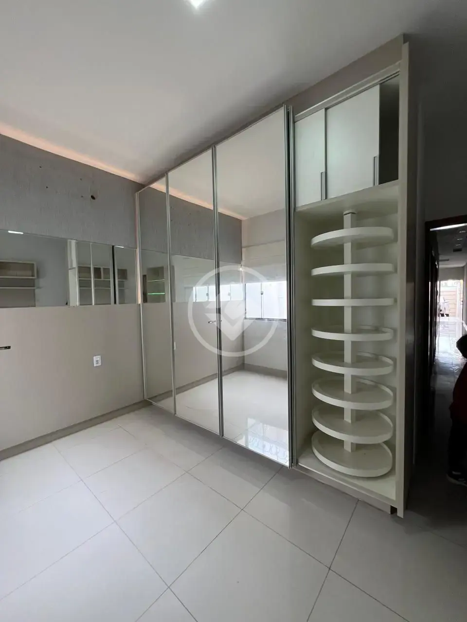 Image 2 - Casa em Moinho dos Ventos, Goiânia - GO