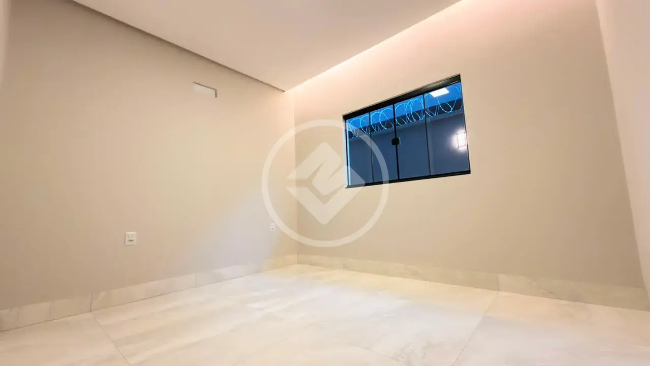 Imagem 5 - Casa em Setor Garavelo, Goiânia - GO
