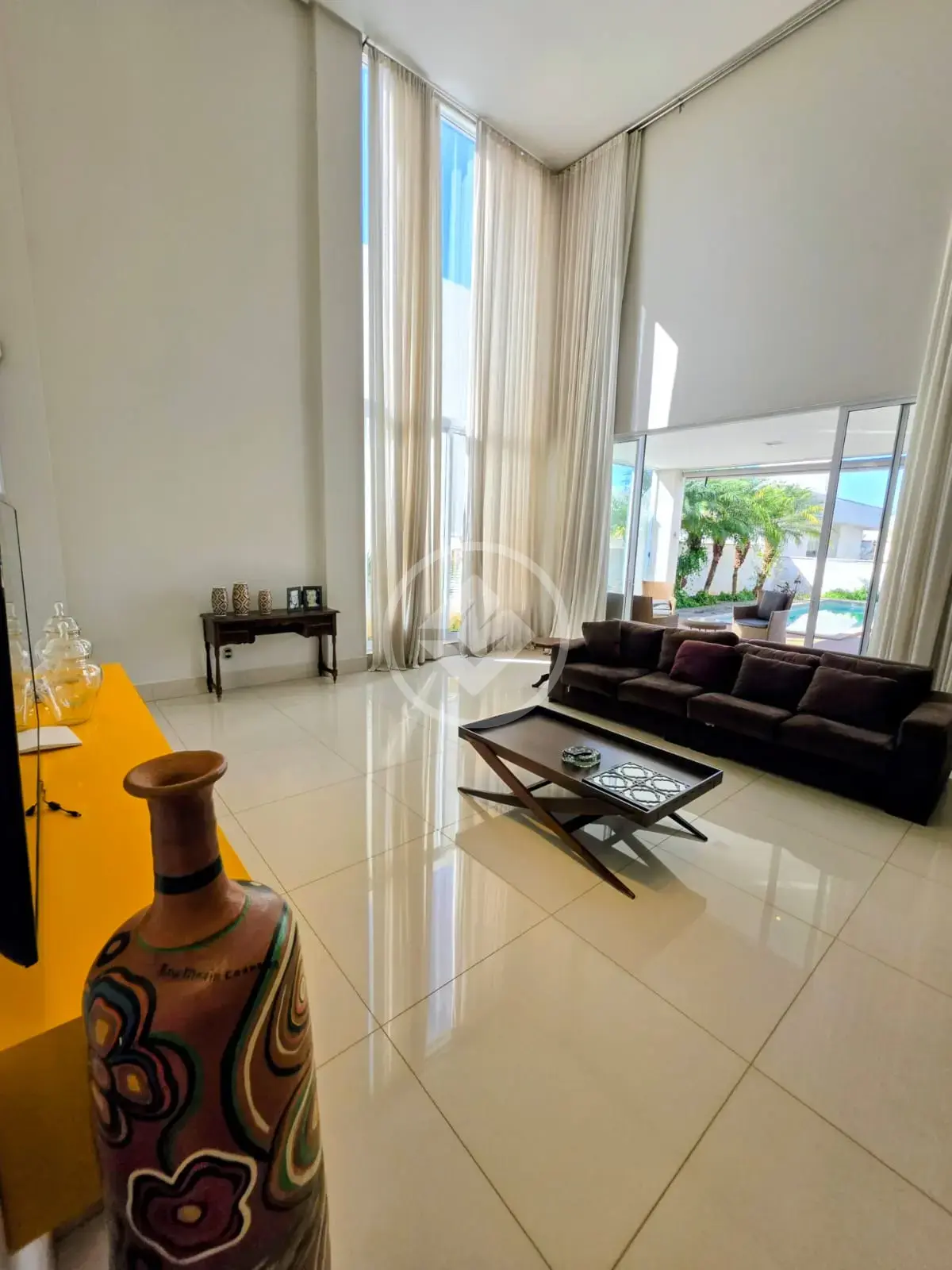 Image 2 - Sobrado Em Condomínio em Loteamento Alphaville Residencial, Goiânia - GO