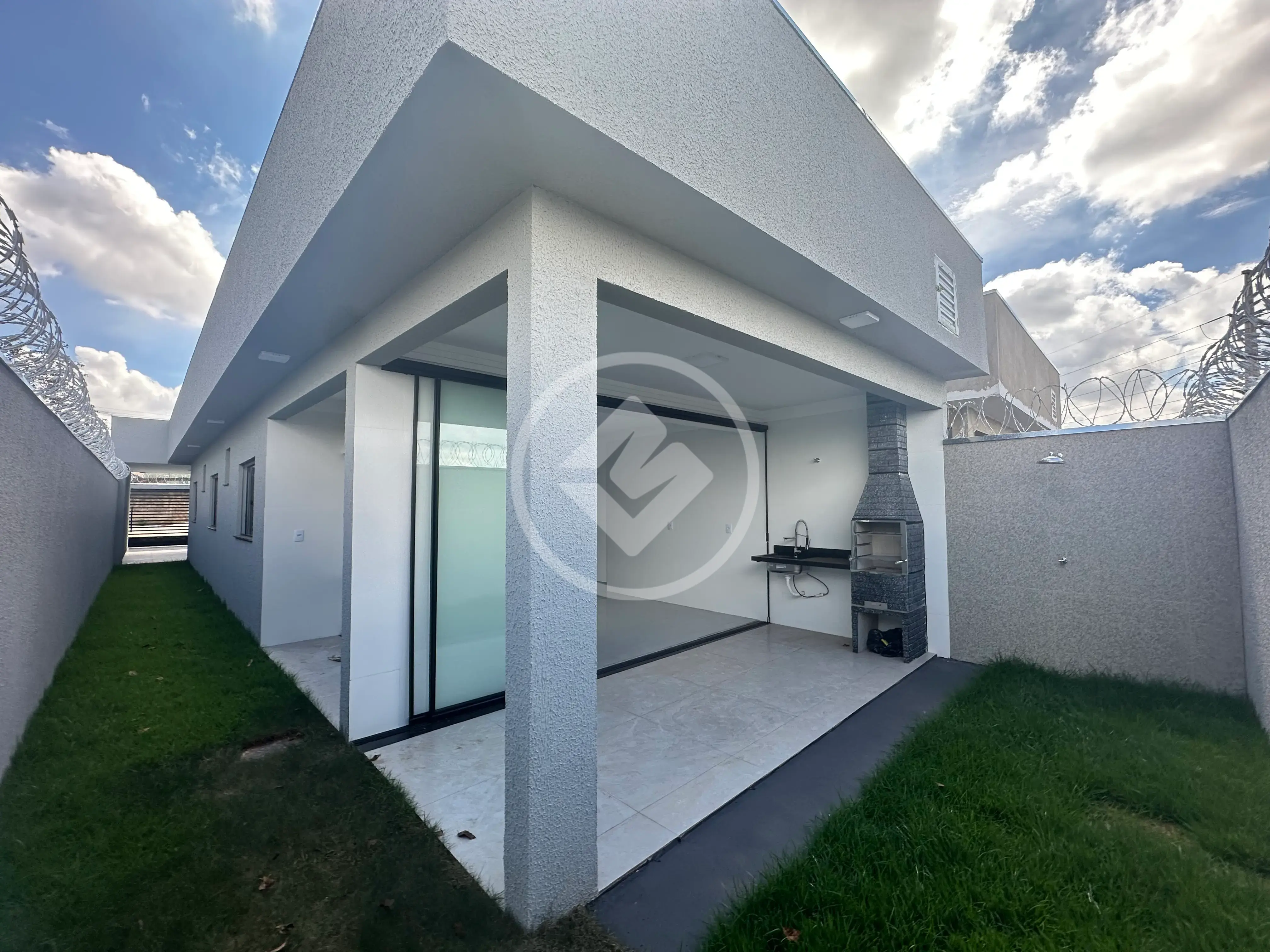 Image 2 - Casa em Morada dos Pássaros, Aparecida de Goiânia - GO
