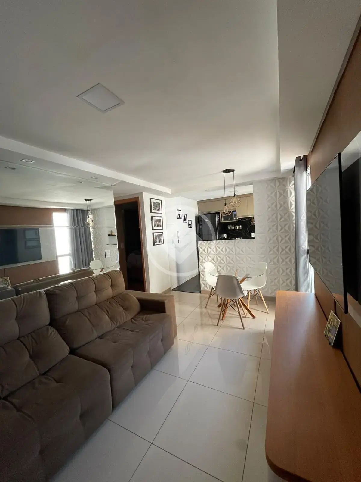 Image 2 - Apartamento em Jardim Imperial, Aparecida de Goiânia - GO