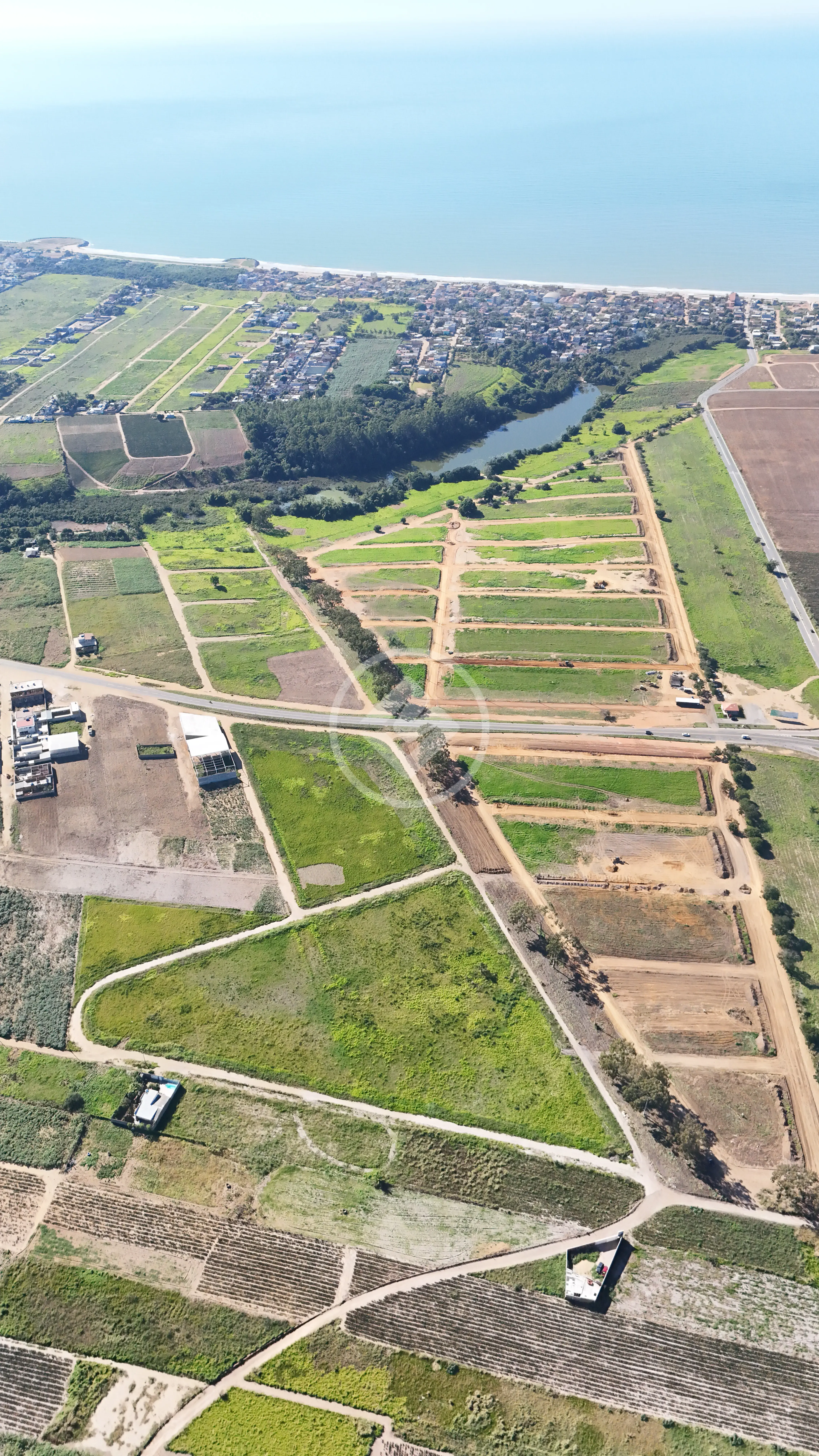 Imagem 1 - Terreno em Centro, Marataízes - ES