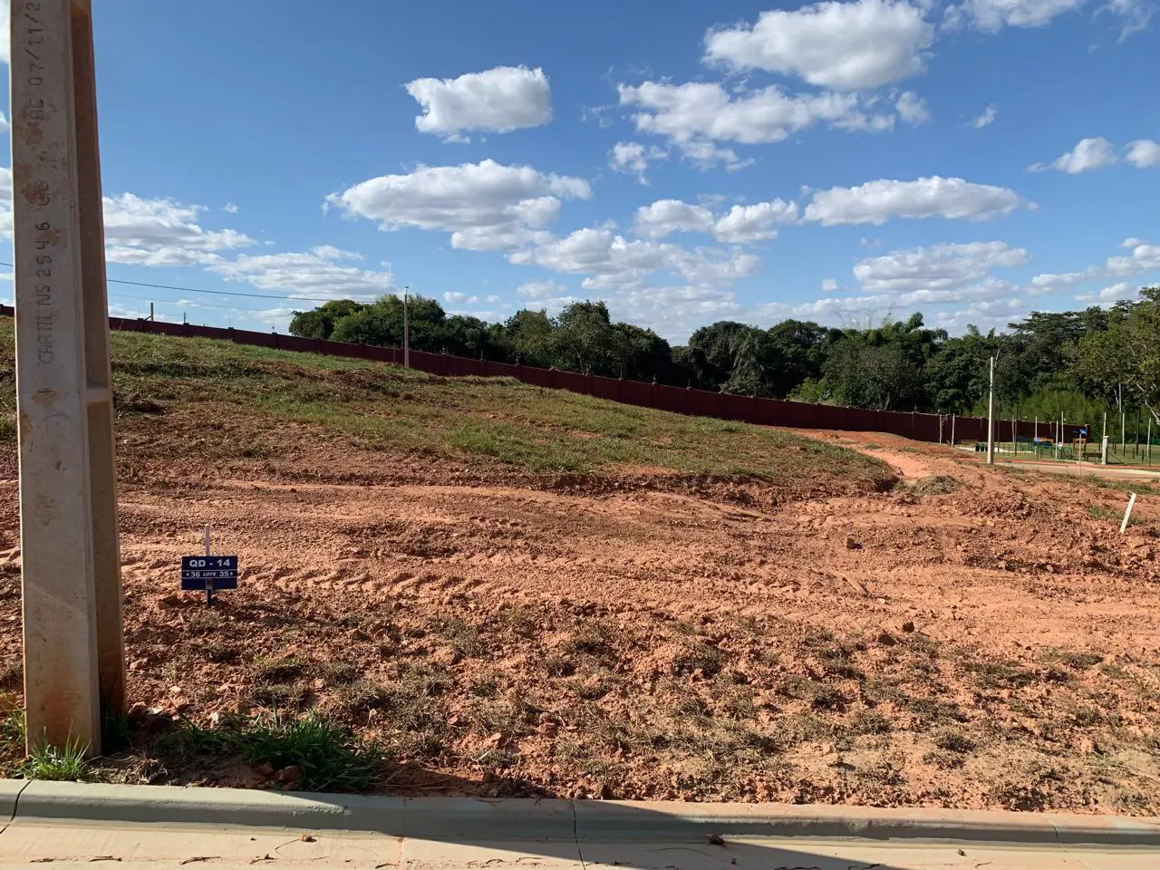 Terreno Condomínio Jardins Versalhes, Aparecida de Goiânia - GO — foto 1