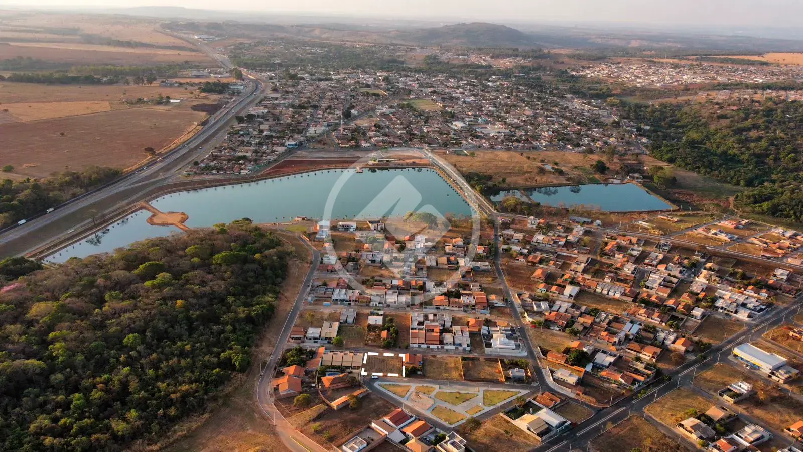 Imagem 2 - Terreno em Village dos Ipês, Hidrolândia - GO