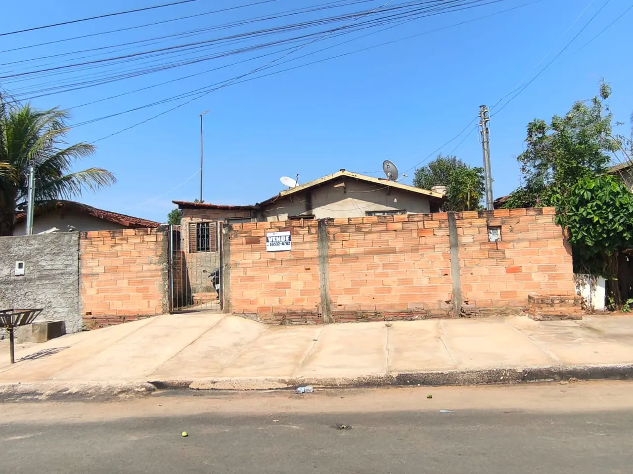 Casa bairro Nazaré, Hidrolândia - GO — foto 1