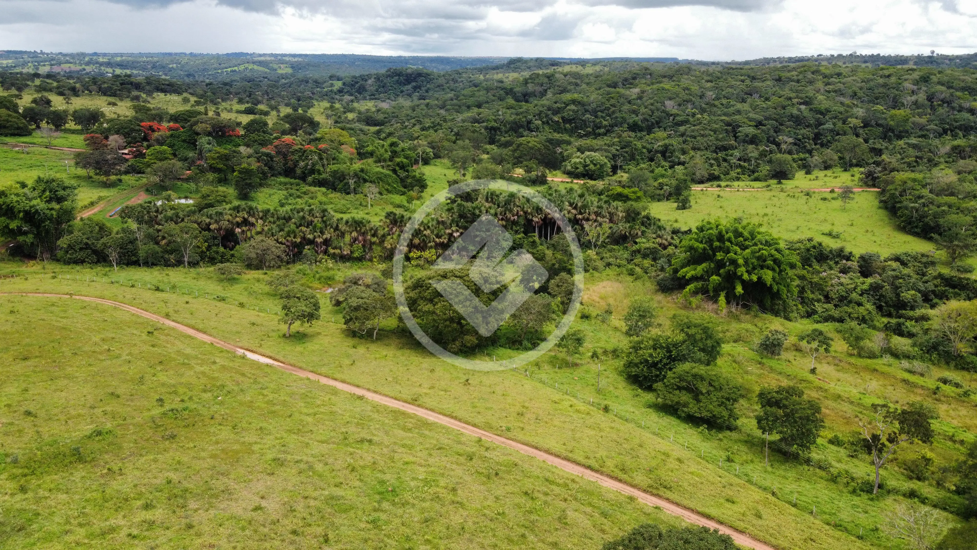 Fazenda Zona Rural, Hidrolândia - GO — foto 2