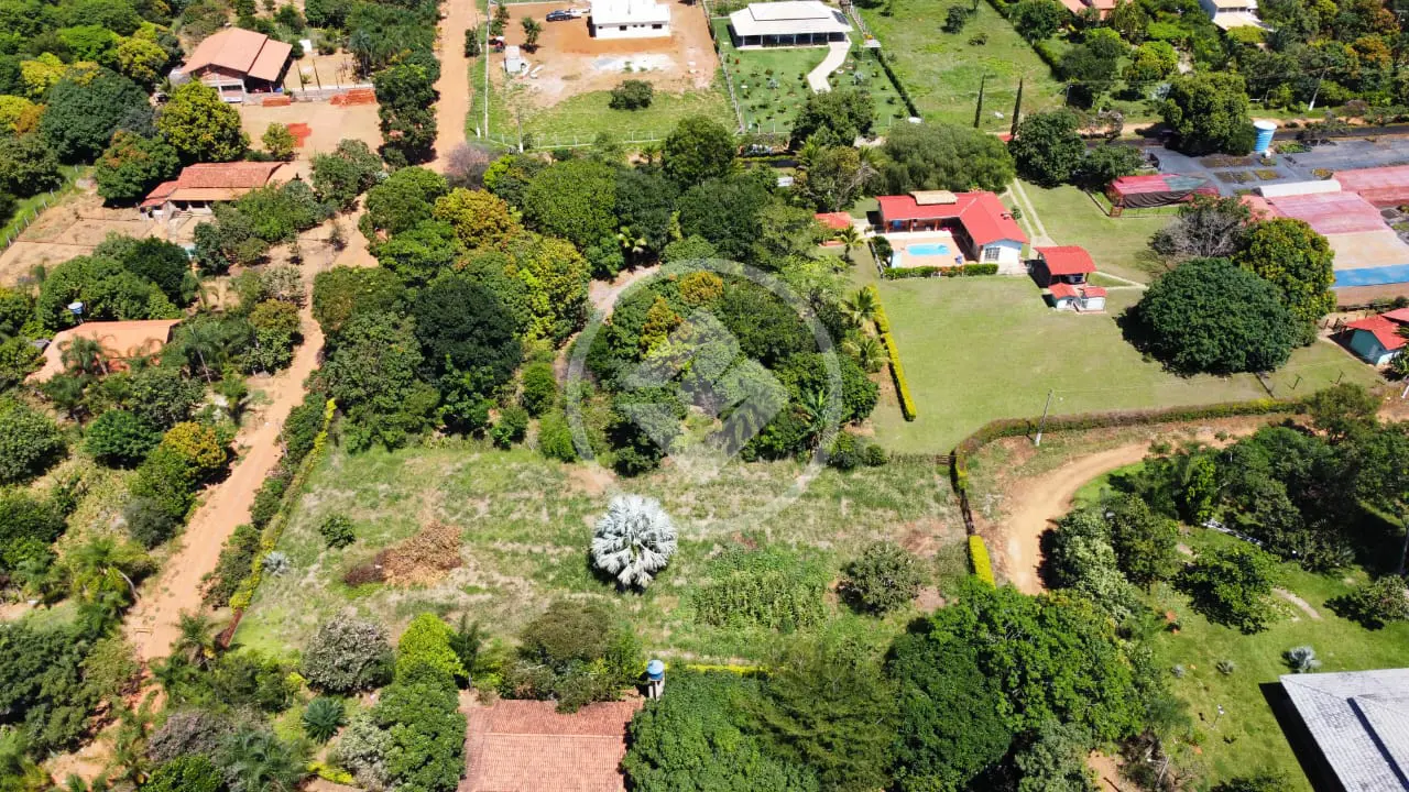 Imagem 1 - Terreno Condomínio em CONDOMINIO VALE DAS CACHOEIRAS, Aragoiânia - GO