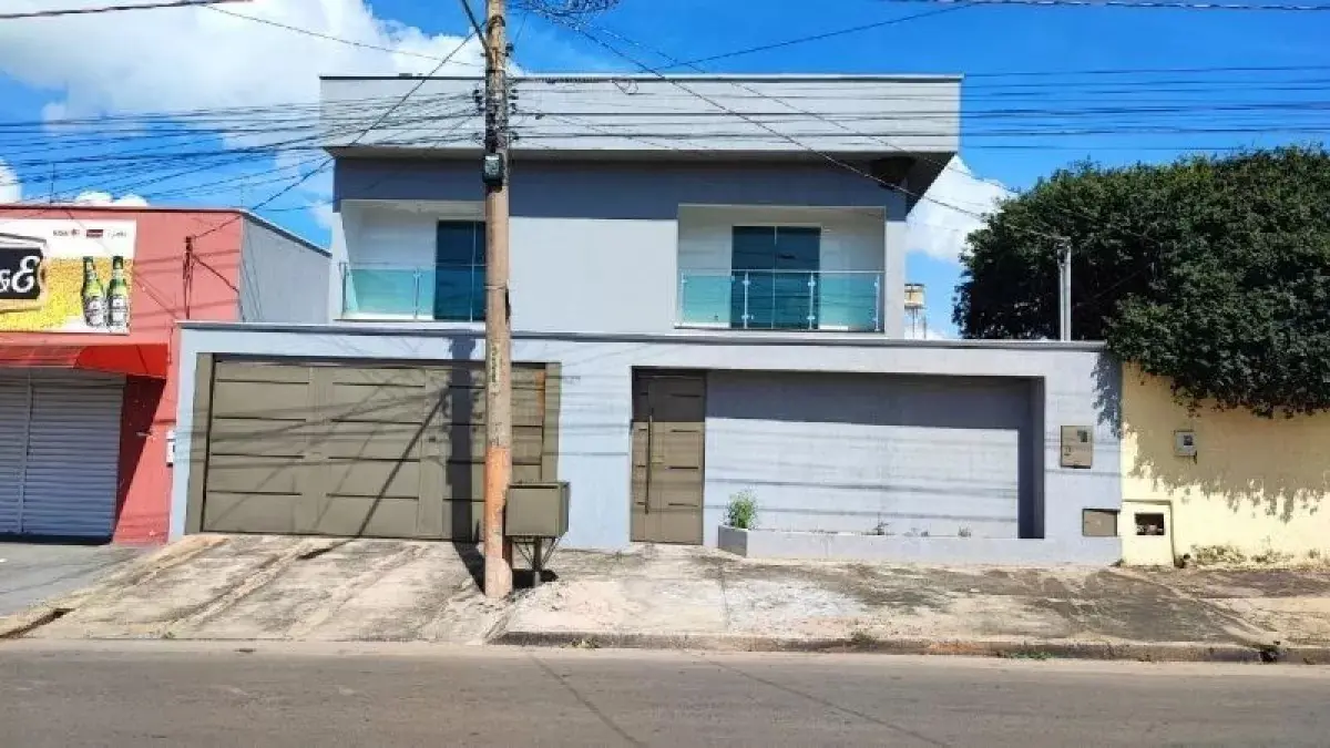 Casa Bairro Nazaré, Hidrolândia - GO — foto 2