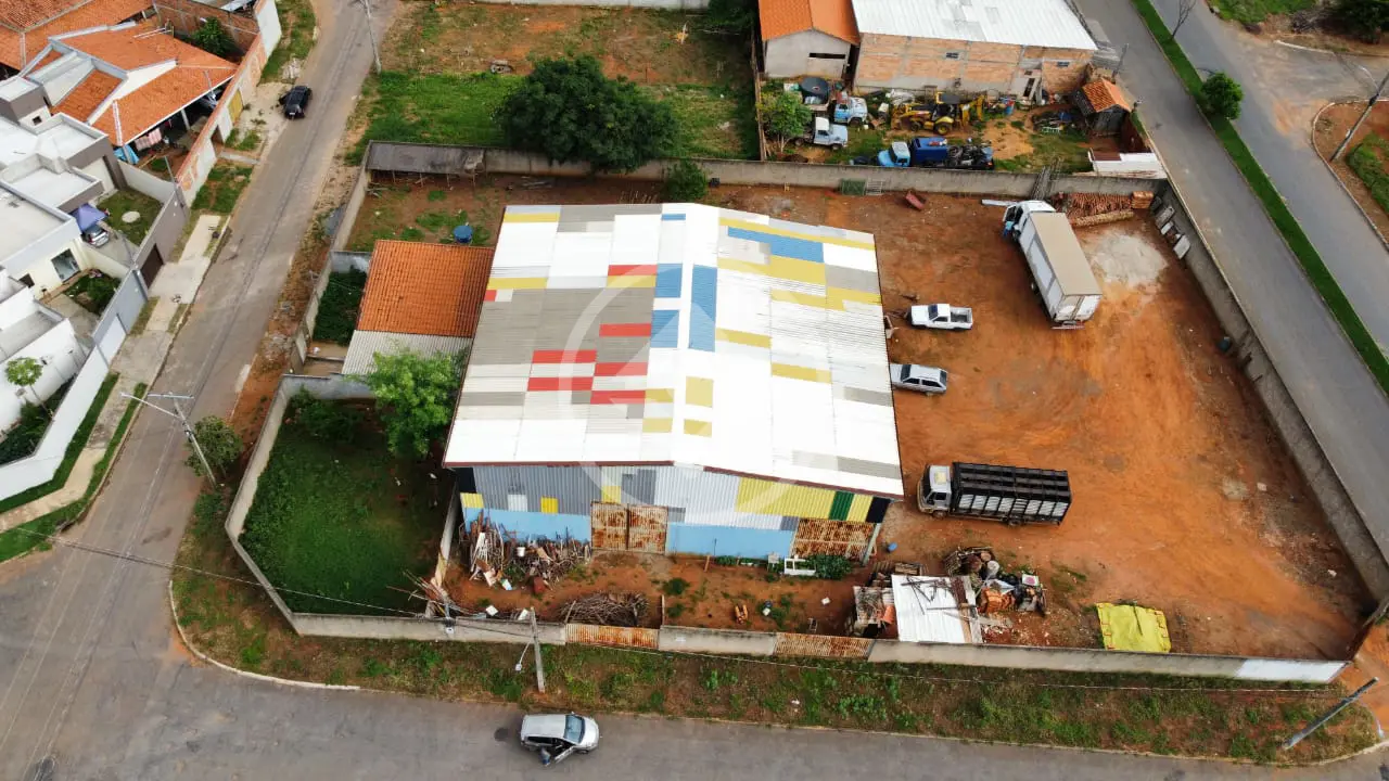 Imagem 1 - Galpão em Setor Santa Bárbara, Hidrolândia - GO
