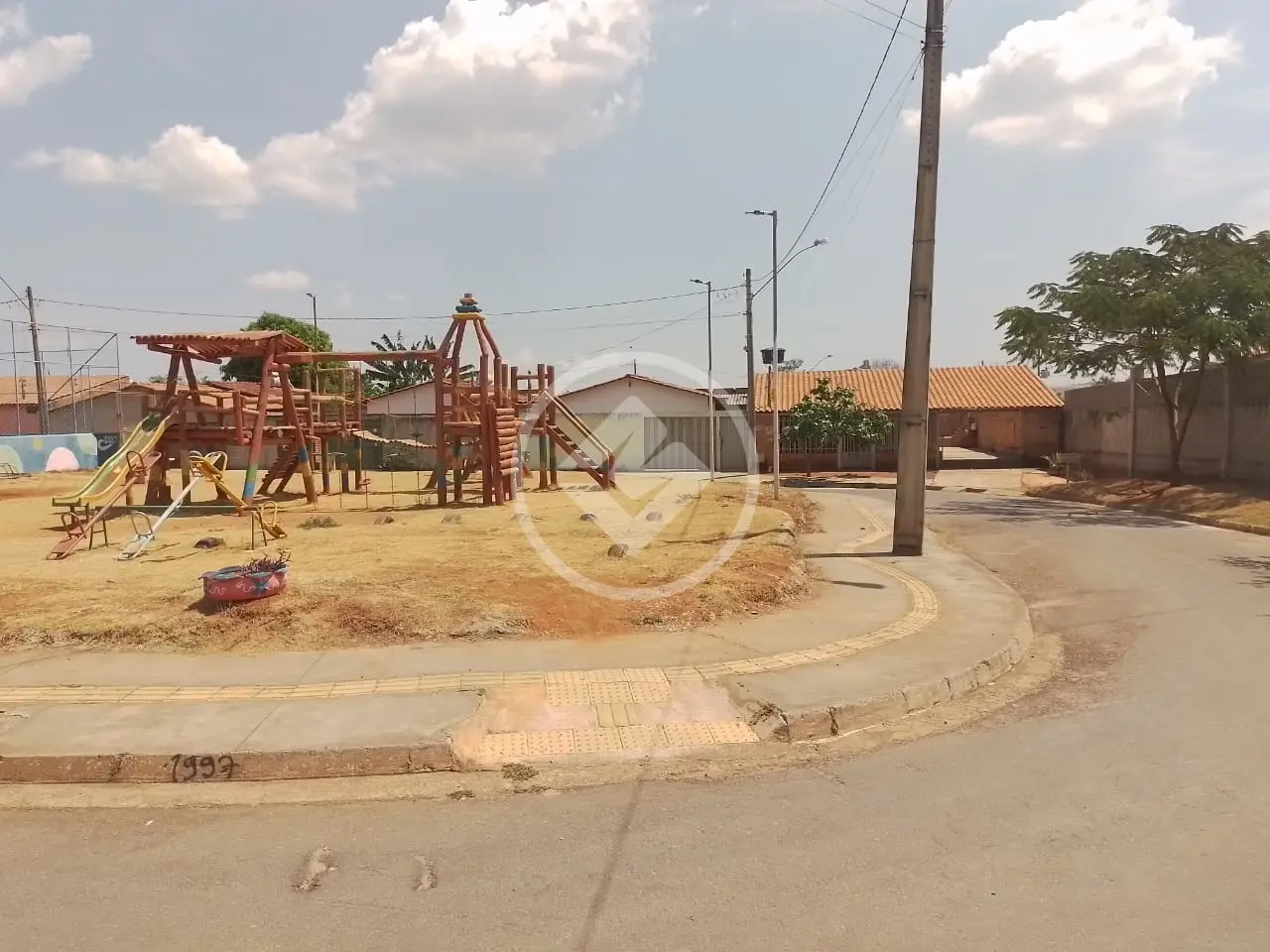 Imagem 2 - Casa Condomínio em Condomínio Berty Beuchior, Goiânia - GO