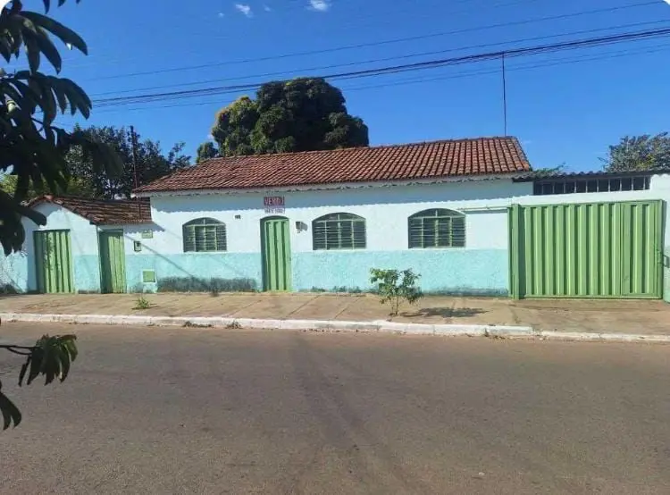Casa Vila Grimpas (Centro), Hidrolândia - GO — foto 1