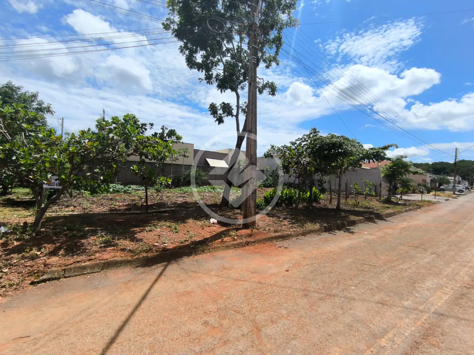 Imagem 3 - Terreno em Village dos Ipês, Hidrolândia - GO