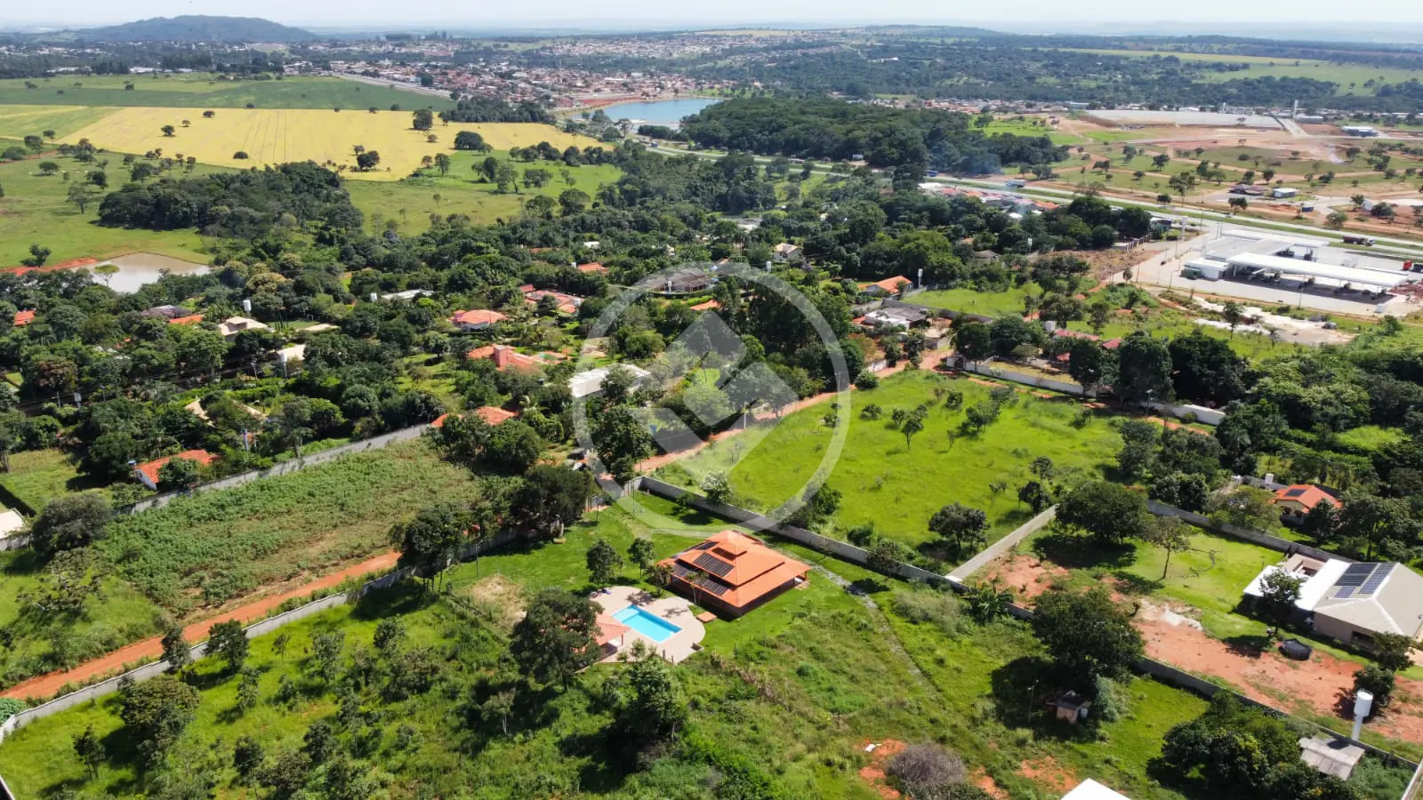 Casa Vale dos Lírios, Hidrolândia - GO — foto 2