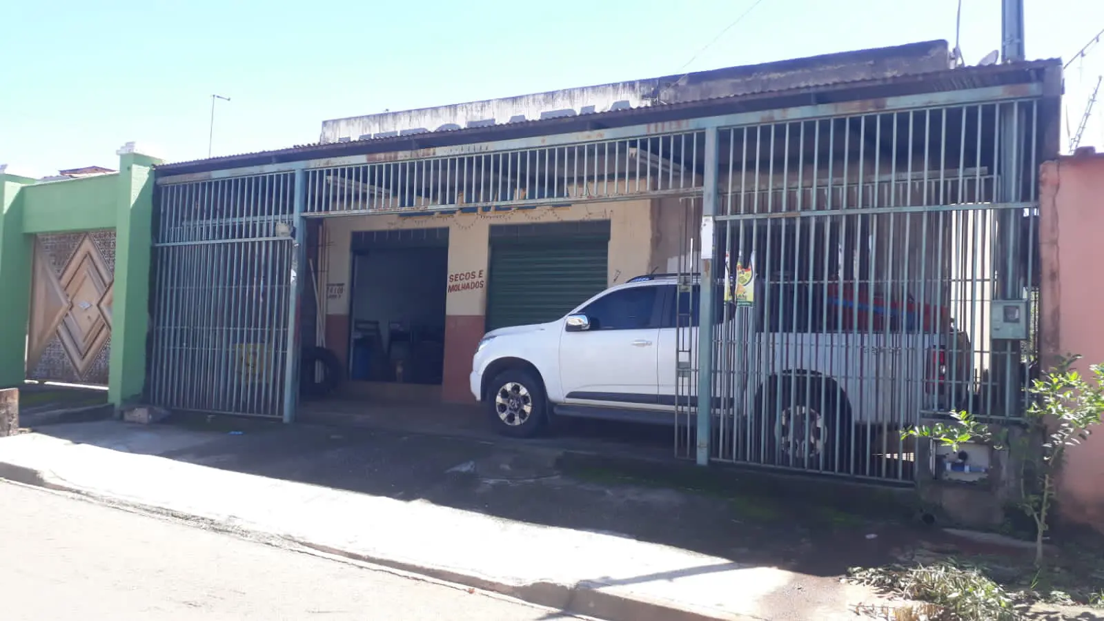 Sala Comercial Parque Veiga Jardim, Aparecida de Goiânia - GO — foto 1