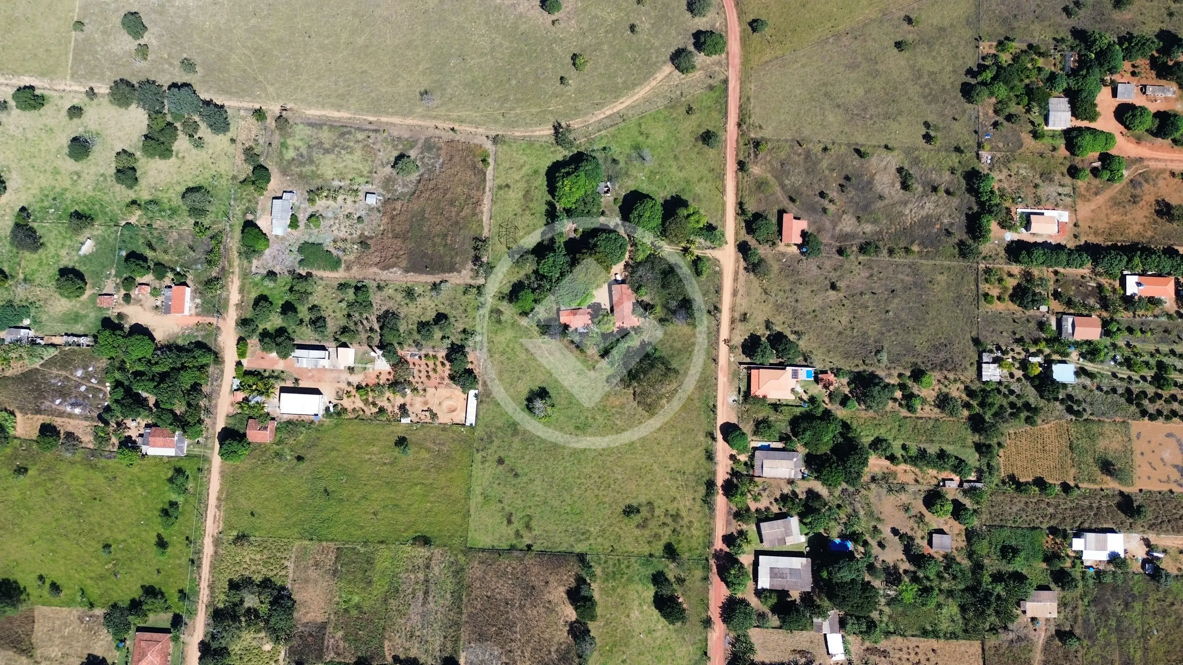Imagem 1 - Chácara em Aréa Rural Aragoiânia, Aragoiânia - GO