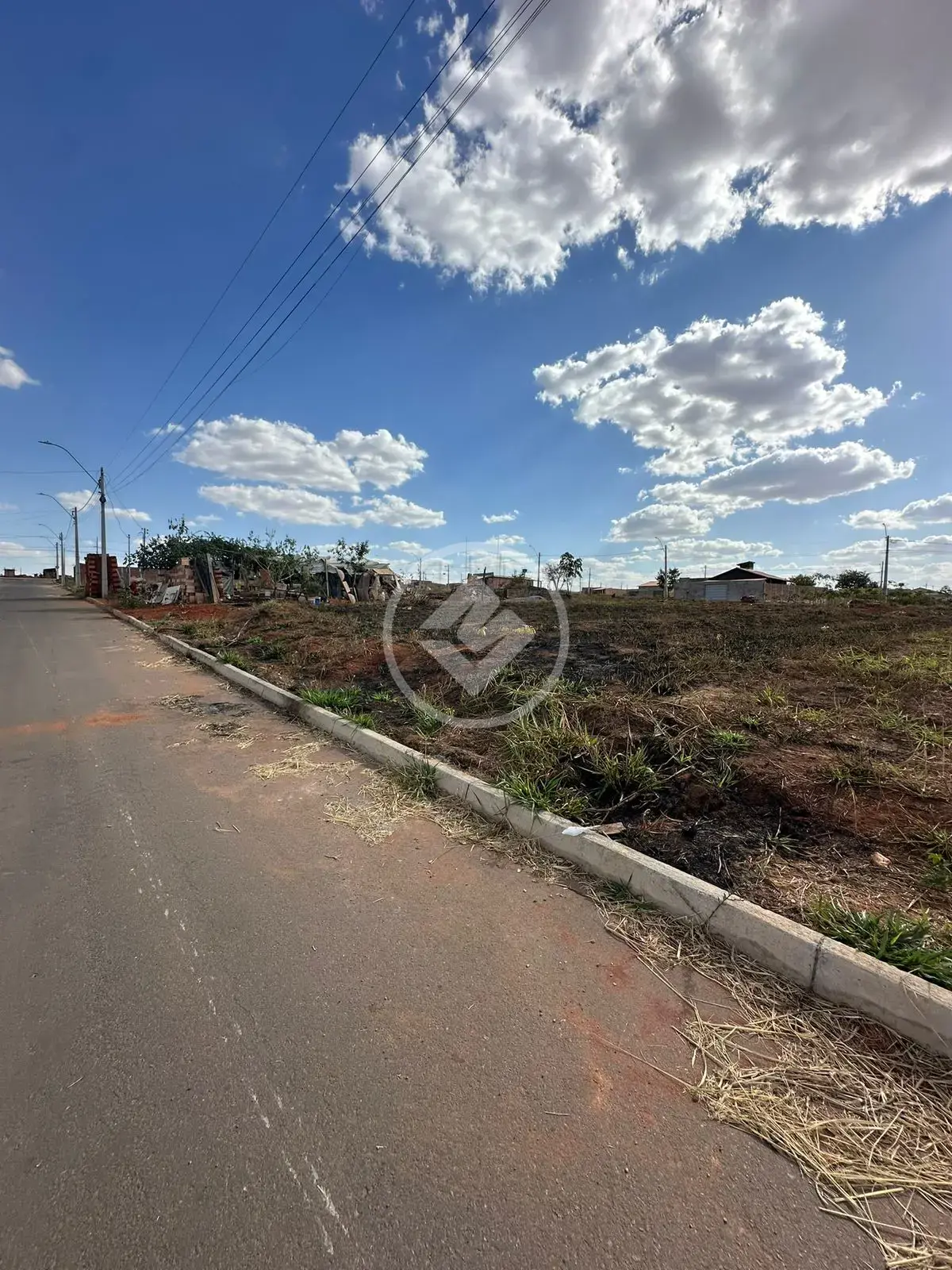 Imagem 1 - Terreno em Setor Benjamin, Hidrolândia - GO