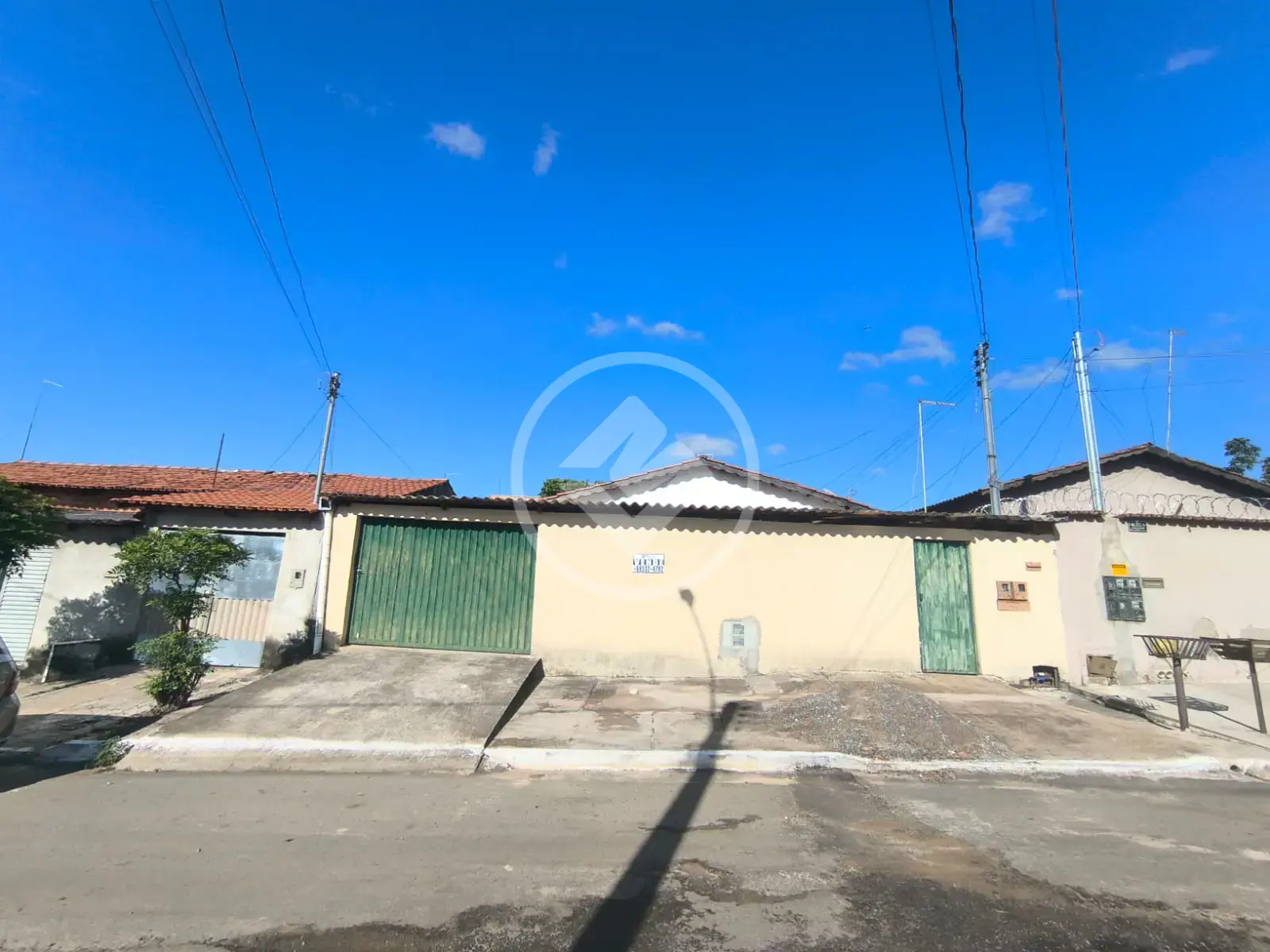 Imagem 1 - Casa em bairro Nazaré, Hidrolândia - GO