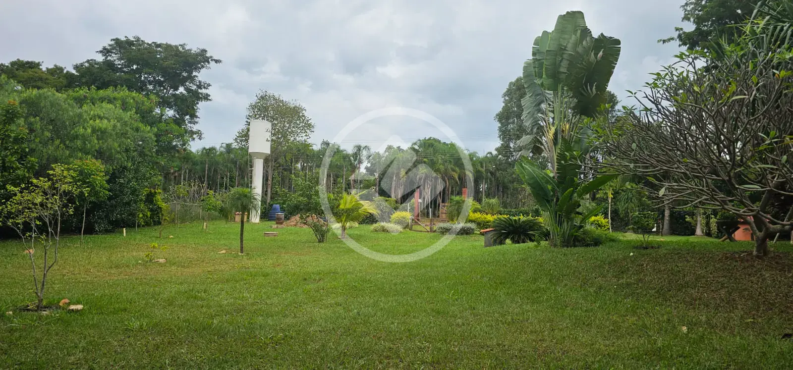 Imagem 1 - Casa Condomínio em CONDOMINIO VALE DAS CACHOEIRAS, Aragoiânia - GO