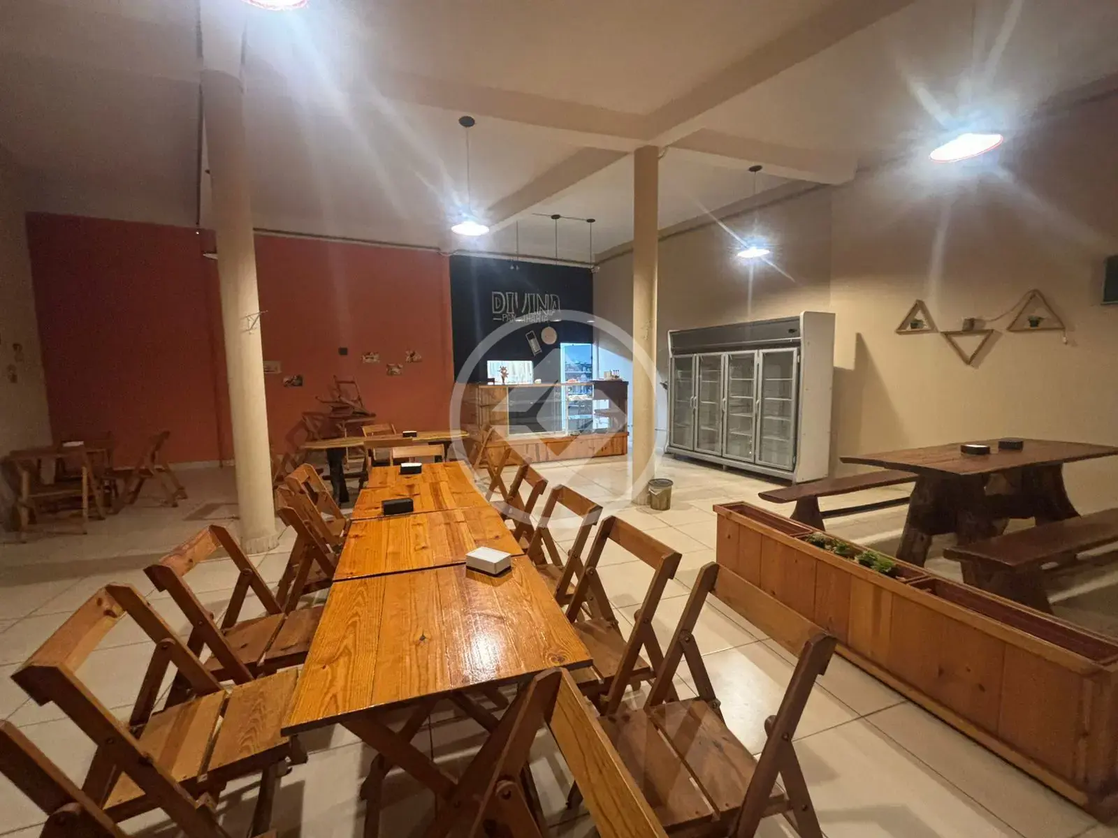 Imagem 2 - Casa Comercial em bairro Nazaré, Hidrolândia - GO
