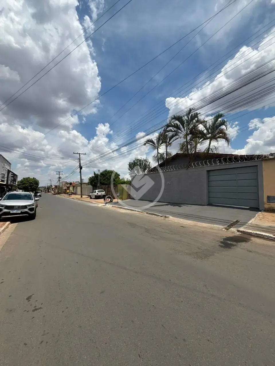 Imagem 1 - Casa em bairro Nazaré, Hidrolândia - GO