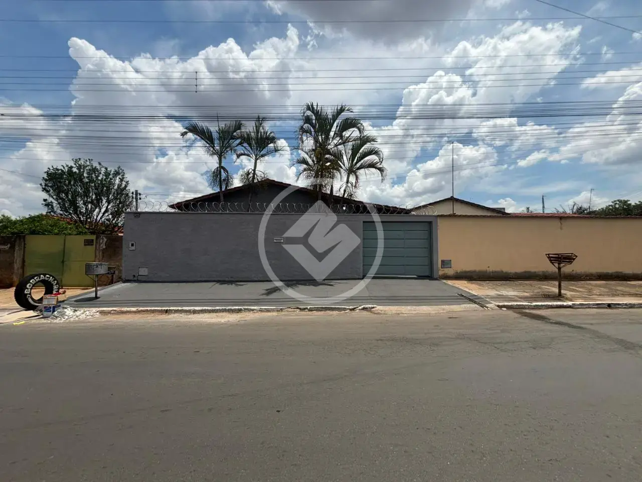 Imagem 1 - Casa em bairro Nazaré, Hidrolândia - GO