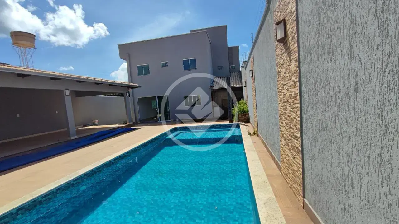 Imagem 1 - Casa em bairro Nazaré, Hidrolândia - GO
