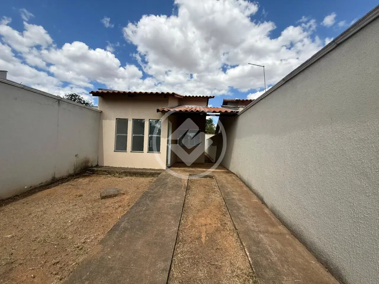 Imagem 1 - Casa em Setor Santa Bárbara, Hidrolândia - GO