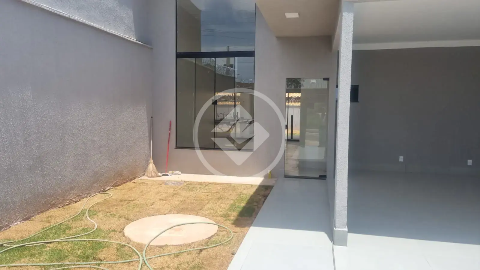 Imagem 1 - Casa em Village dos Ipês, Hidrolândia - GO