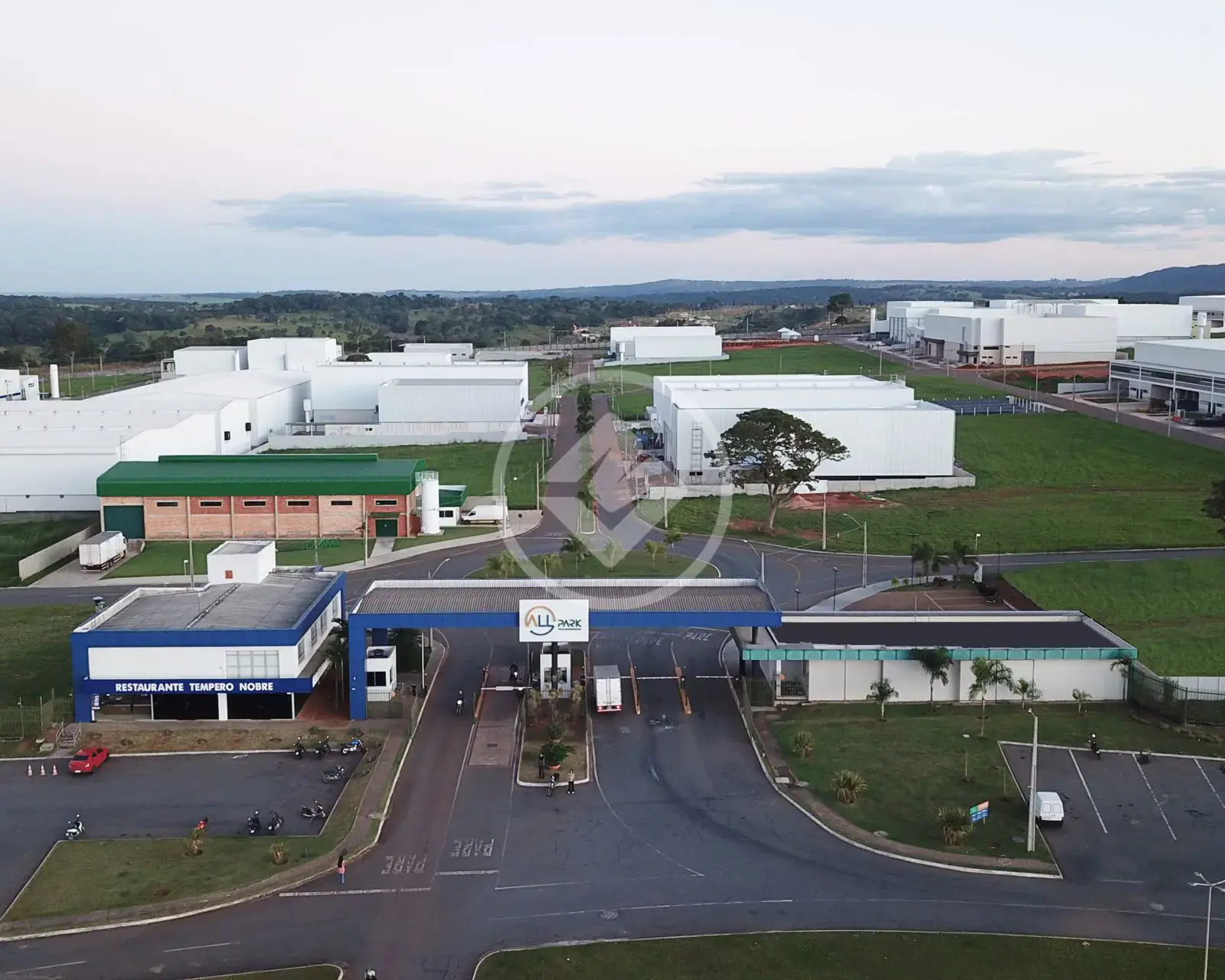 Image 2 - Terreno Comercial em Centro, Aparecida de Goiânia - GO