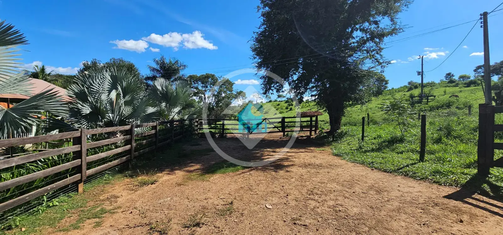 Imagem 2 - Fazenda em Zona Rural, Hidrolândia - GO