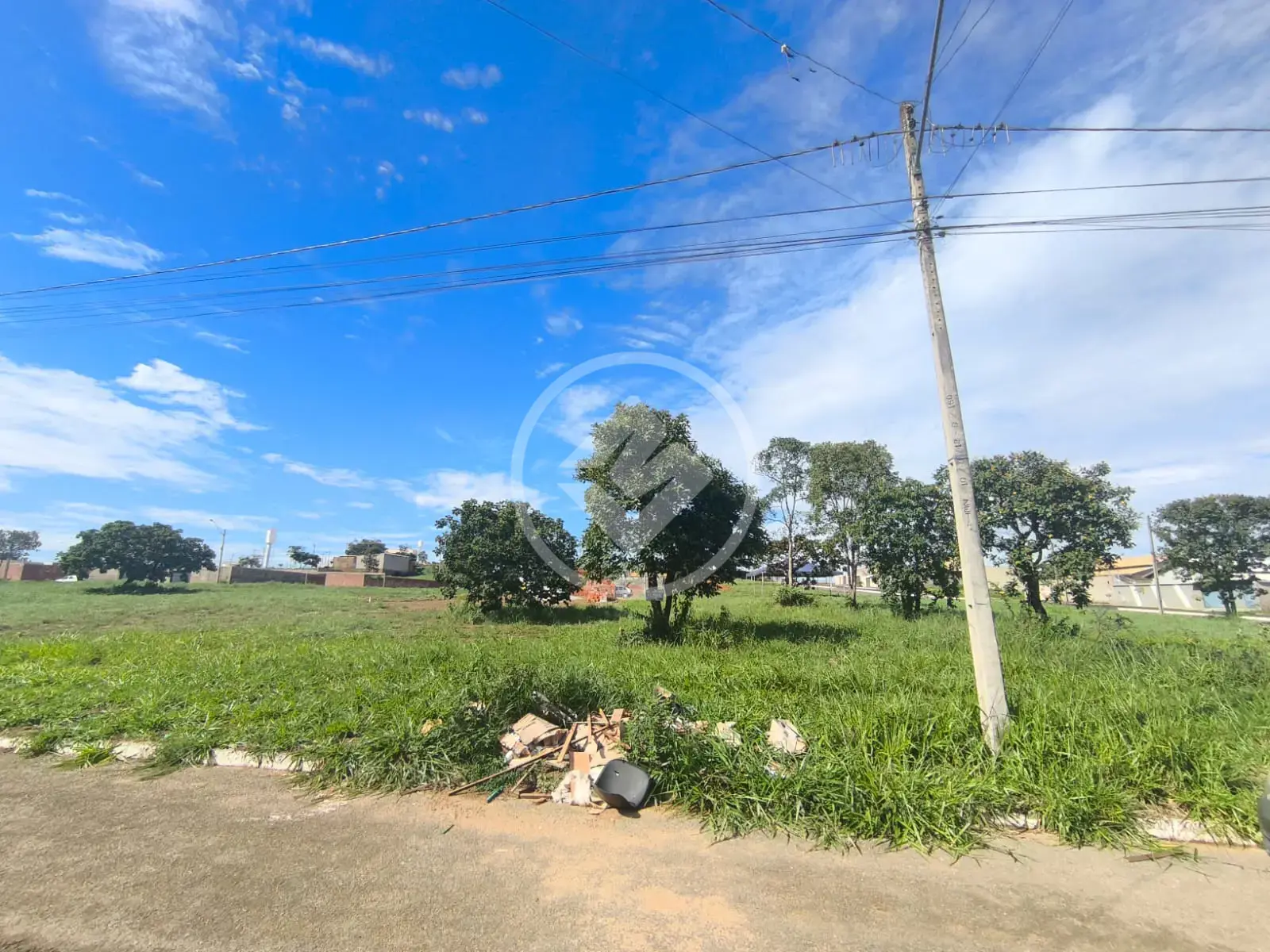 Imagem 1 - Terreno em Setor Portal Das Àguas, Hidrolândia - GO