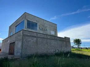 Sobrado Setor Benjamin, Hidrolândia - GO — foto 1